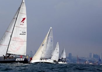 KADIN YELKENCİLER “İYİLİĞE AÇILACAKLAR”