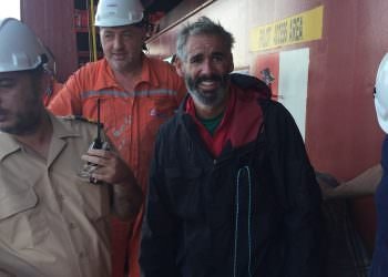 TURKON LİNE GEMİSİ, ATLANTİK OKYONUSU’NDA BİR KAZAZEDEYİ KURTARDI