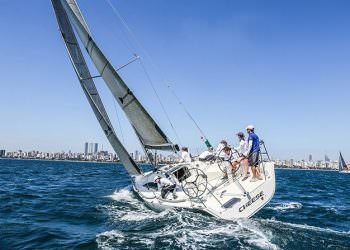 Kadın yelkenciler bir kez daha “İyiliğe Yelken Açacaklar”