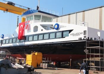 DENİZLERİN TESLASI SUYA İNDİ