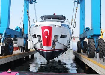 SİRENA 88 TÖRENLE SUYA İNDİ