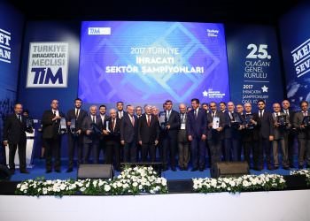 Türkiye İhracatçılar Meclisi Genel Kurulu ve 2017 yılı başarılı ihracatçıları ödül töreni