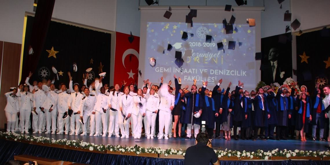 YILDIZ TEKNİK’TE MEZUNİYET COŞKUSU