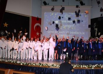 YILDIZ TEKNİK’TE MEZUNİYET COŞKUSU