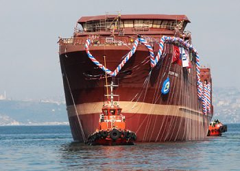 TERSAN, VLADİMİR LİMANOV’U SUYA İNDİRDİ