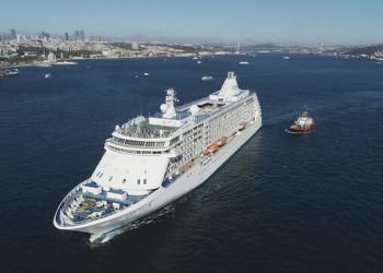 ‘SEVEN SEAS VOYAGER’ YOLCU GEMİSİ SARAYBURNU’NDA