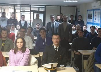 DÖDER VE KILAVUZ KAPTANLAR DERNEĞİ’NDEN “GEMİ MANEVRASI TEMEL EĞİTİMİ”