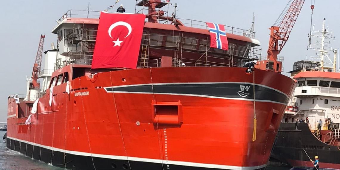 ÇEKSAN, GROTANGER’İ SUYA İNDİRDİ