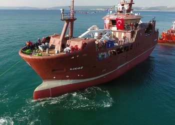 ÖZATA TERSANESİ, VIKANOY’U SUYA İNDİRDİ