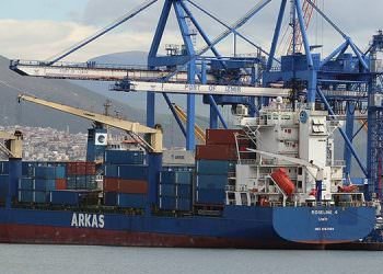 ROSELİNE A GEMİSİ ALSANCAK LİMANI’NA YANAŞTI