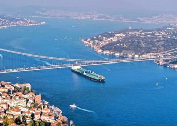 TEHLİKELİ YÜKÜ TAM BEYAN ETMEYEN GEMİ BOĞAZLARDAN GEÇEMEYECEK