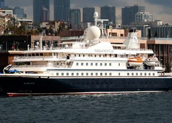 GALATAPORT’A İLK KRUVAZİYER YANAŞTI