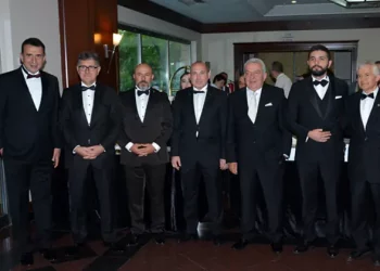 DEFAV 25.  DAYANIŞMA GECESİNİ FENERBAHÇE FARUK ILGAZ TESİSLERİNDE DÜZENLENDİ