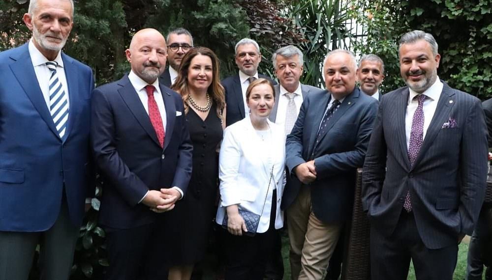 TÜRKİYE ATİNA BÜYÜKELÇİSİ’NDEN TÜRK DENİZCİLİK SEKTÖRÜ TEMSİLCİLERİNE ÖZEL RESEPSİYON