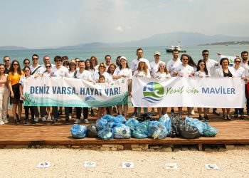 ARKAS ve TURMEPA AİLECE KIYI TEMİZLİĞİ YAPTI