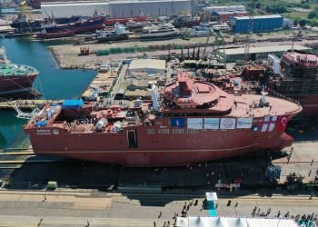 TERSAN TERSANESİ GADUS’U SUYA İNDİRDİ