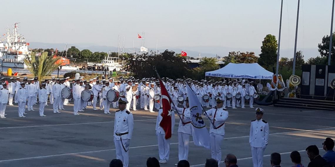 İTÜ DENİZCİLİK FAKÜLTESİ’NDE MEZUNİYET COŞKUSU