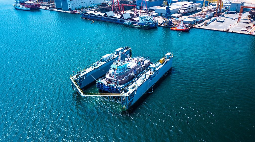 UZMAR HİDROVİAS DO BRASİL S.A. İÇİN İNŞA ETTİĞİ BOTU DENİZE İNDİRDİ