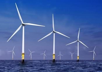 DÜNYANIN EN BÜYÜK DENİZ ÜSTÜ RÜZGAR SANTRALİ İŞLETMEYE ALINDI