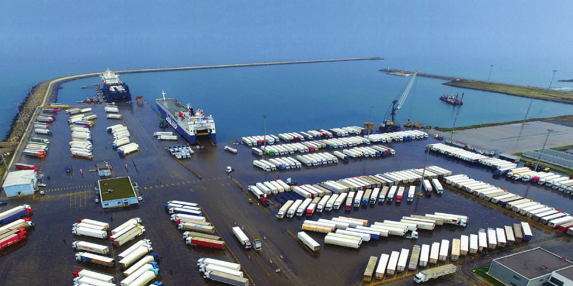 KARASU LİMANI KARADENİZ’İN YENİ TİCARET MERKEZİ OLDU