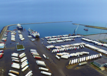 KARASU LİMANI KARADENİZ’İN YENİ TİCARET MERKEZİ OLDU