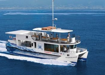 HİDROJEN YAKITLI FERİBOT “HYDRO BINGO” TEST SÜRÜŞÜ YAPTI
