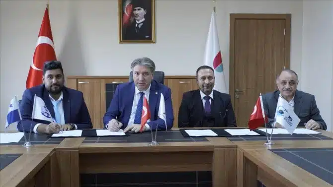 YALOVA ÜNİVERSİTESİ İLE SEAFARER TRAİNİNG CENTER (STC) EĞİTİM PROTOKOLÜ İMZALADI