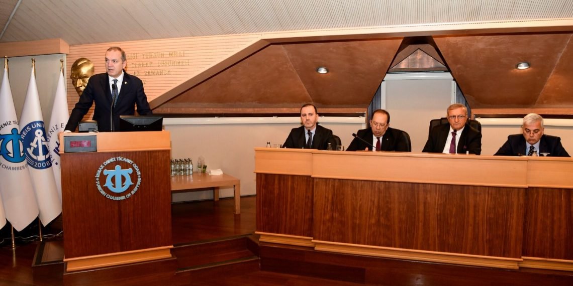 İMEAK DTO YENİ DÖNEM İLK TOPLANTISINI GERÇEKLEŞTİRDİ