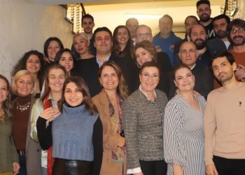 ALKOÇ GRUP BASIN MENSUPLARINI AKŞAM YEMEĞİNDE AĞIRLADI