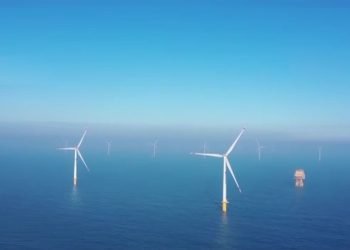 JIEYANG SHENQUANER AÇIK DENİZ RÜZGÂR ENERJİ FANI FAALİYETE GEÇTİ