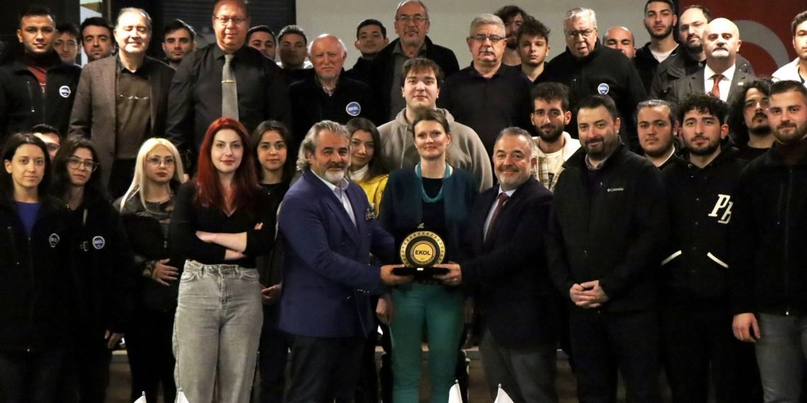 EKOL DENİZCİLİK, ÖĞRENCİLERİ GİSBİR DIŞ İLİŞKİLER KOMİSYONU İLE BULUŞTURDU