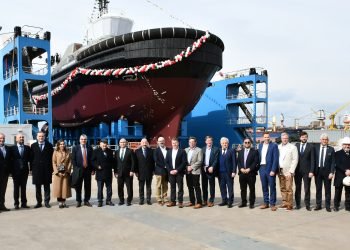 SANMAR DEV PROJE LNG CANADA RÖMORKÖRLERİNE İSİM VERME ETKİNLİĞİ DÜZENLEDİ