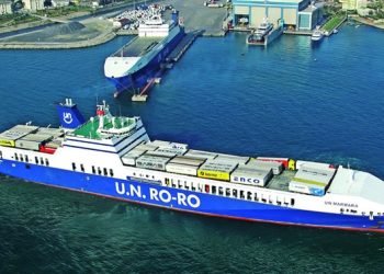 DÜNYANIN EN BÜYÜK RO-RO GEMİSİ İLK SEFERİNE BAŞLADI