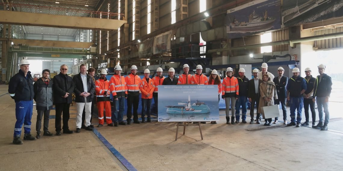 TERSAN TERSANESİ ACTA MARINE İÇİN İNŞA ETTİĞİ SERVİS DESTEK GEMİSİ İÇİN ÇELİK KESTİ