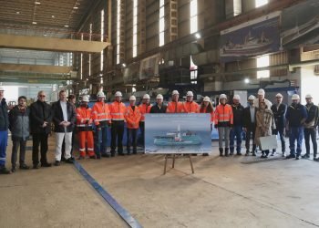 TERSAN TERSANESİ ACTA MARINE İÇİN İNŞA ETTİĞİ SERVİS DESTEK GEMİSİ İÇİN ÇELİK KESTİ