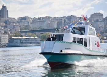 DENİZ TAKSİLERDE PAYLAŞIMLI YOLCULUK DÖNEMİ BAŞLIYOR