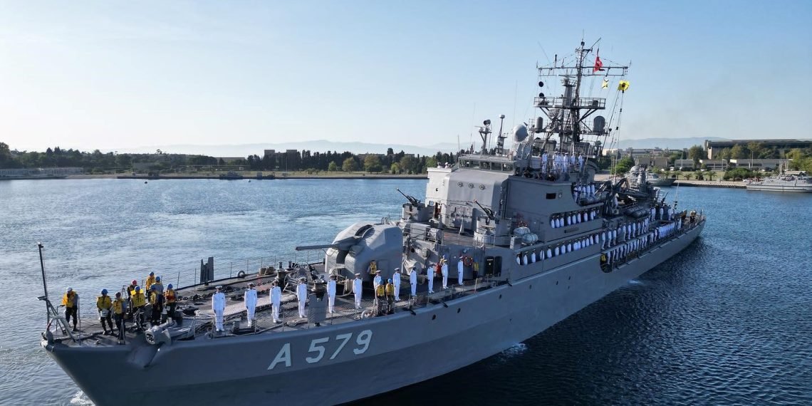 DENİZ HARP OKULU ÖĞRENCİLERİ ARNAVUTLUK ZİYARETİ GERÇEKLEŞTİRDİ