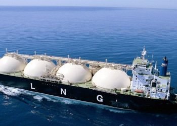 KARADENİZ HOLDİNG, 4 LNG GEMİSİ SATIN ALMAK İÇİN HAREKETE GEÇTİ