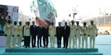 DEARSAN, NİJERYA’NIN İLK AÇIK DENİZ KARAKOL GEMİSİNİ SUYA İNDİRDİ