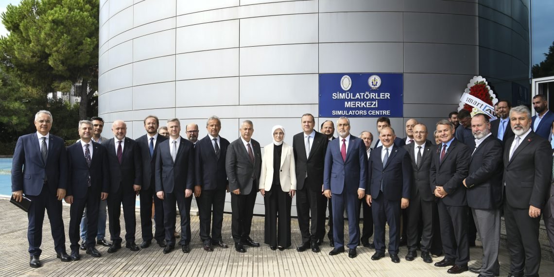 İTÜ’NÜN SİMÜLATÖR MERKEZİ, BAKAN IŞIKHAN’IN KATILDIĞI TÖRENLE AÇILDI