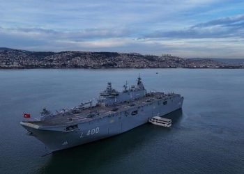 TCG ANADOLU GEMİSİ ZİYARETE AÇILDI