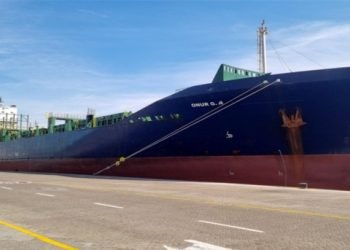 ARKAS, ONUR G.A İSİMLİ GEMİYE TÜRK BAYRAĞI ÇEKTİ