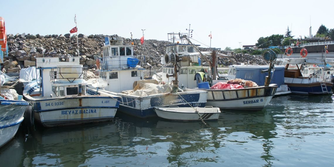 GEÇERLİ RUHSATI OLMAYAN GEMİLERE PARA CEZASI UYGULANACAK
