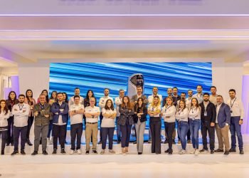 BF350 denizseverlerle buluştu