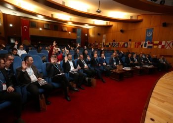 “İnsanı merkezine koyan bir yönetim sergilemeliyiz”