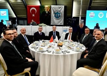 Denizcilik sektörü iftar yemeğinde buluştu