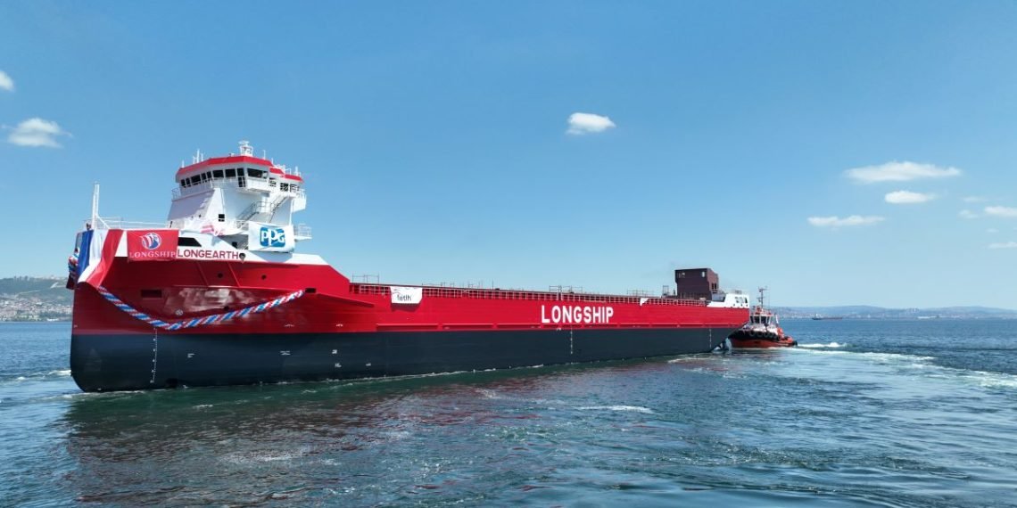 Atlas Shipyard, Longearth’ı denize indirdi