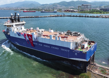 Norse Shipyard, Firda Eir’i denize indirdi