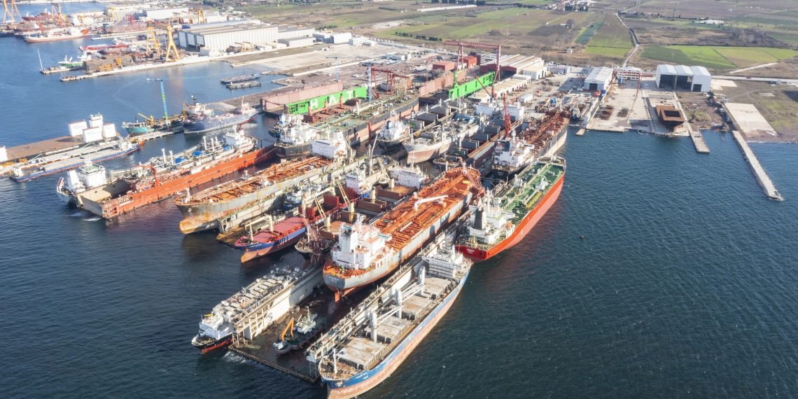 Özata Denizcilik halka açılıyor