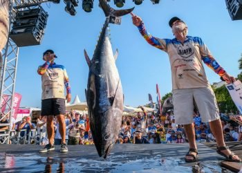 Tuna Masters Teos Balıkçılık Turnuvası devam ediyor